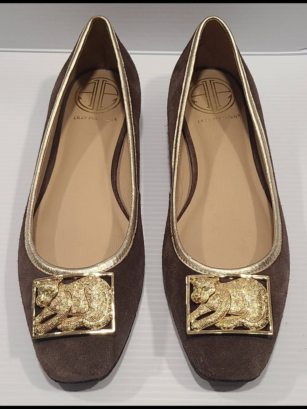 Lilly Pulitzer Brown Suede Flats with Gold Trim Medallion Plaques Green Eyes 8M